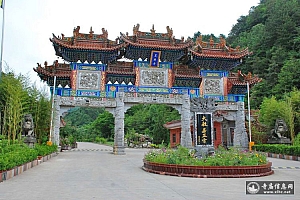 甘肃天水曼殊寺