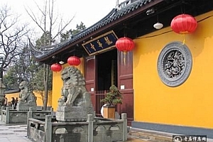 云南楚雄姚安龙华寺