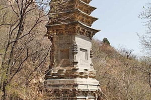 北京海淀区上方寺(玲珑塔)