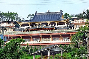 台湾基隆市法严寺