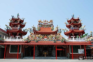台湾宜兰县头城神农庙