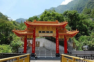 台湾花莲县祥德寺-世界最大地藏菩萨塑像道场