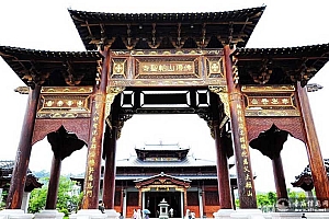 台湾苗栗县三义乡朝圣寺