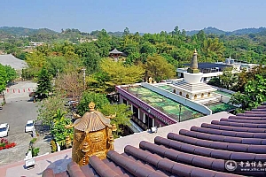 台湾高雄仁武古严寺