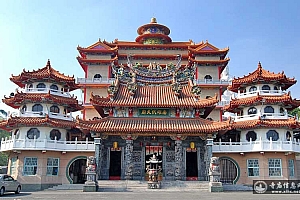 台湾高雄代天府