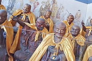 河北承德罗汉堂