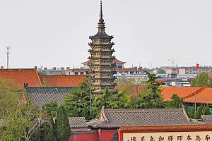 河北石家庄正定县临济寺澄灵塔